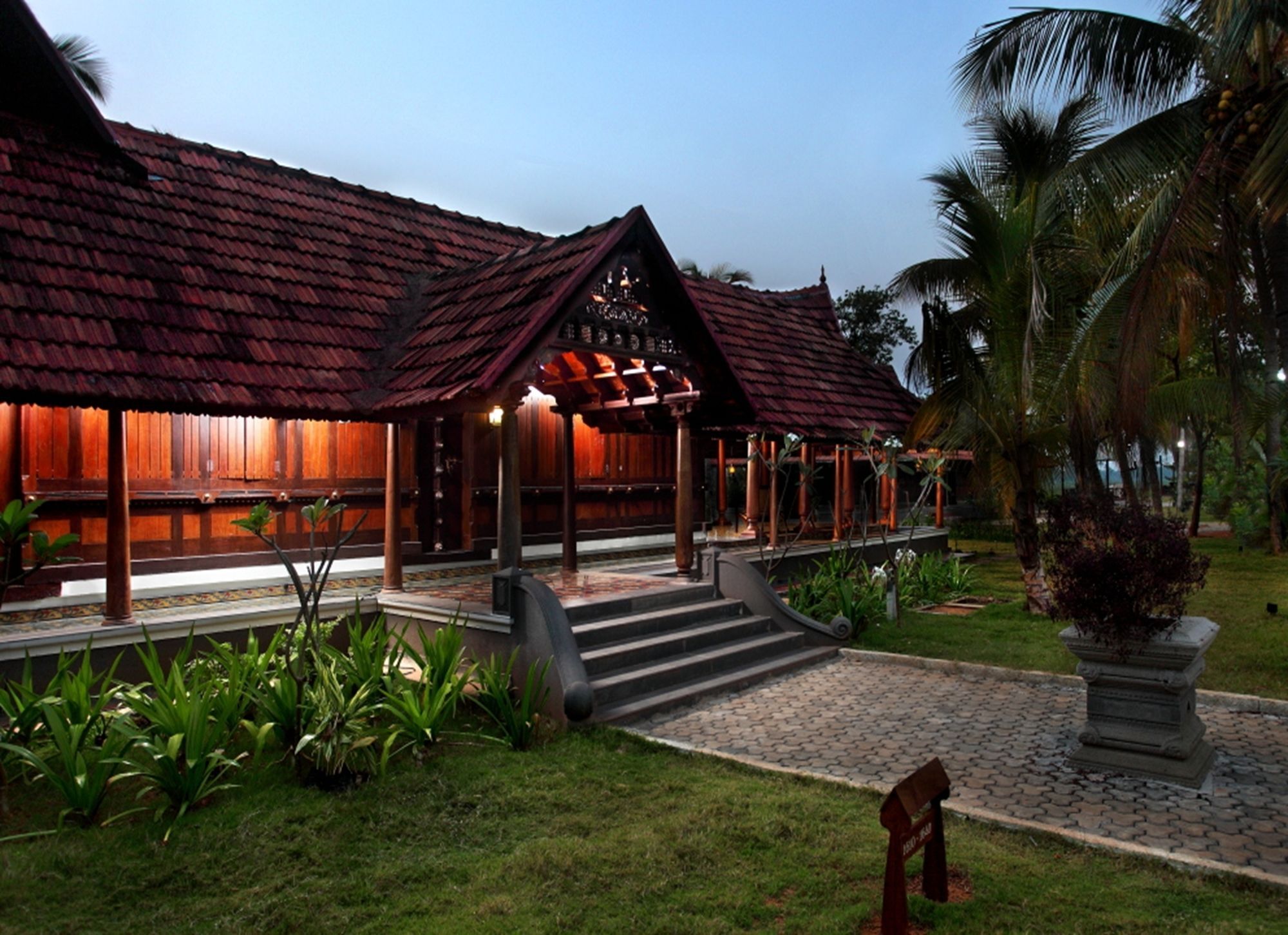 Vasundhara Sarovar Premiere Alappuzha ภายนอก รูปภาพ