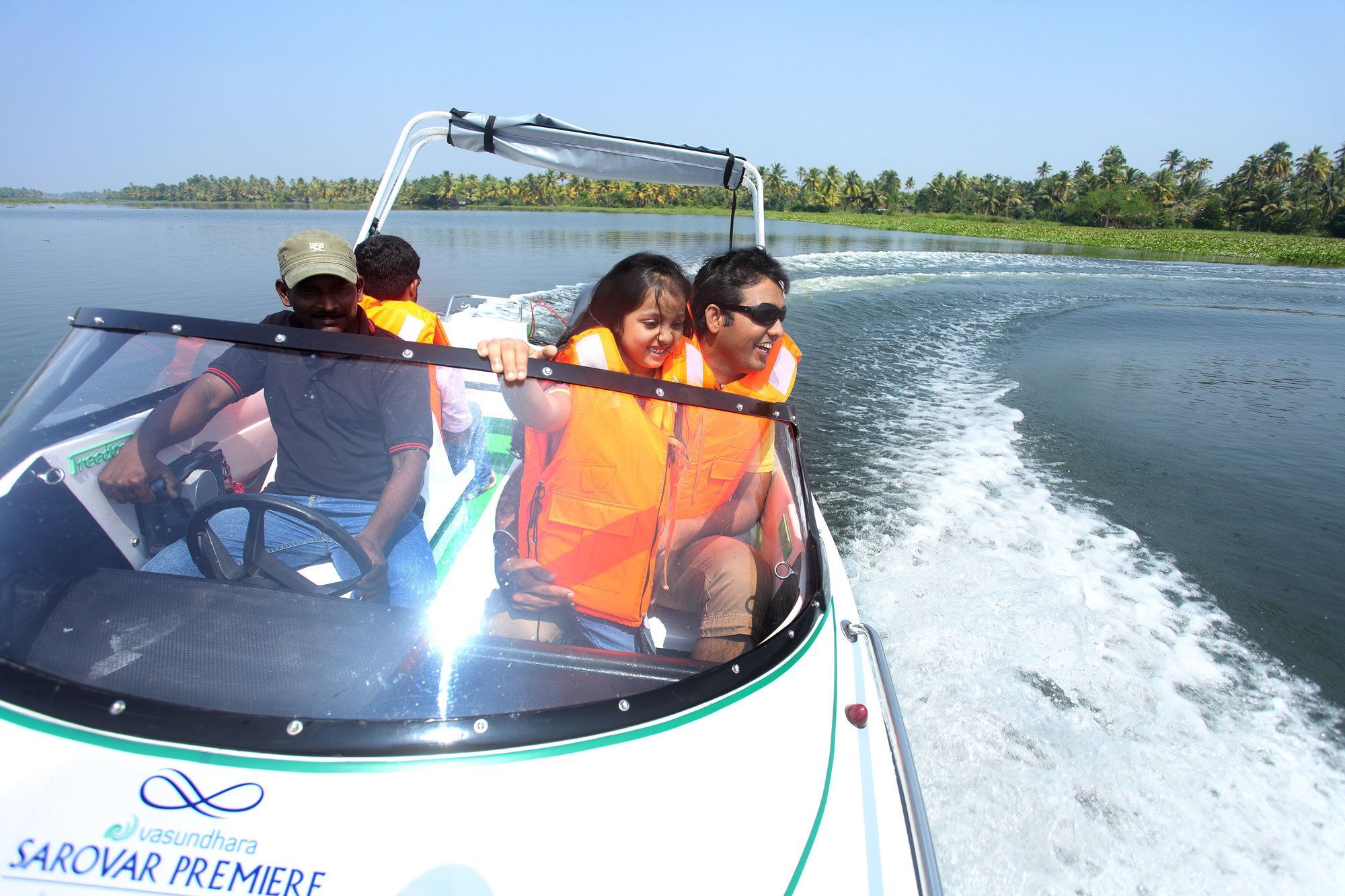 Vasundhara Sarovar Premiere Alappuzha ภายนอก รูปภาพ