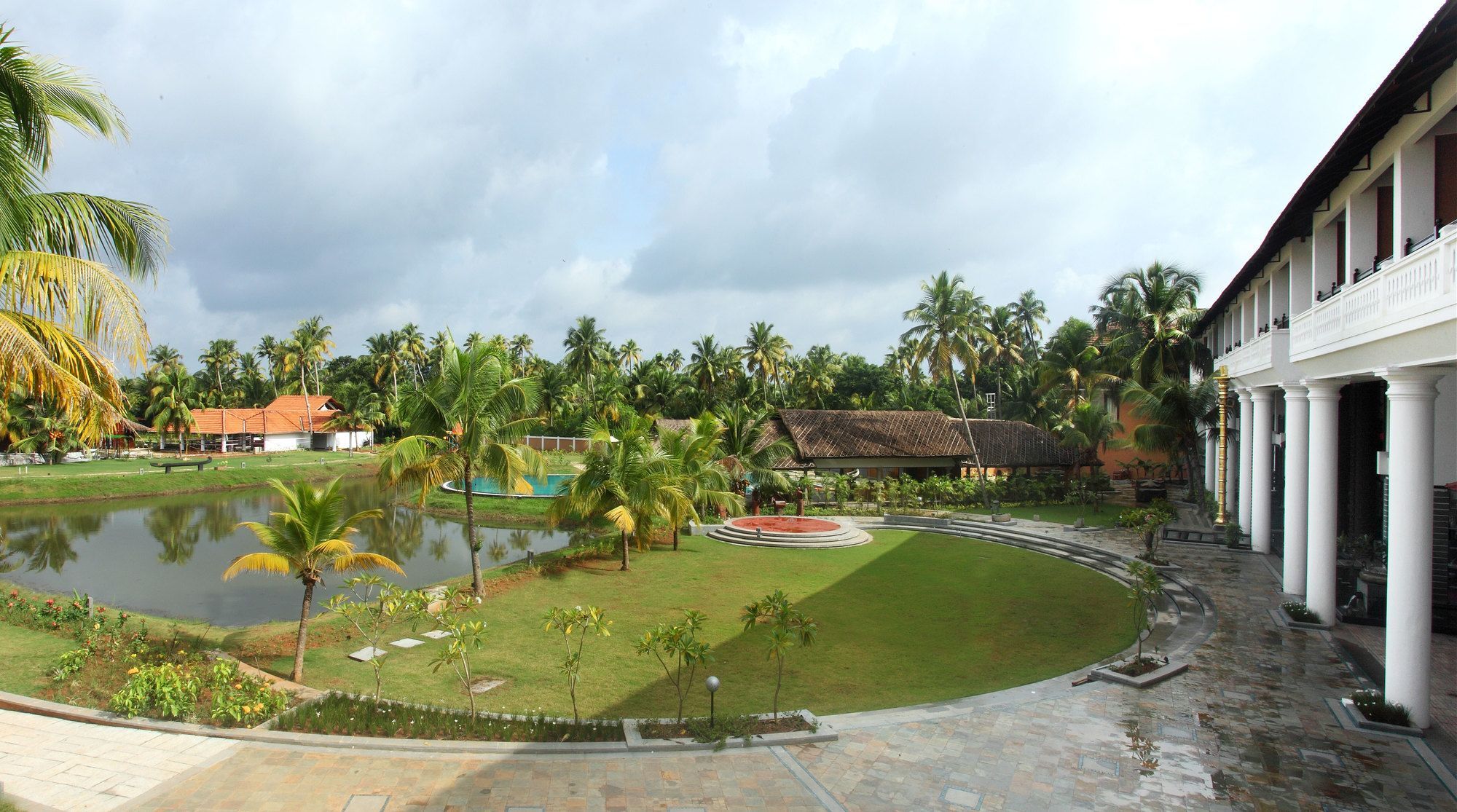 Vasundhara Sarovar Premiere Alappuzha ภายนอก รูปภาพ